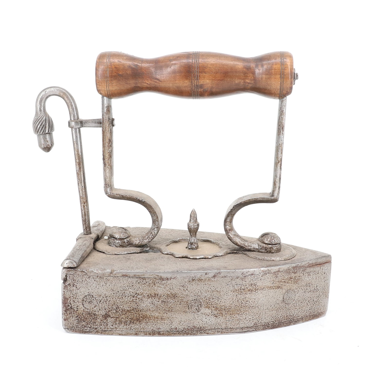 EARLY 19TH C. EUROPEAN BOX IRON: REAR LIFT-GATE WITH ACORN POST. ACORN DESIGN CENTER FINIAL. BRASS INSERT. REVERSE "C" POSTS. WOOD HANDLE. 7" L. PLEASE READ CAREFULLY - ITEMS MUST BE PAID FOR THROUGH LIVE AUCTIONEERS OR WITH CASH OR 