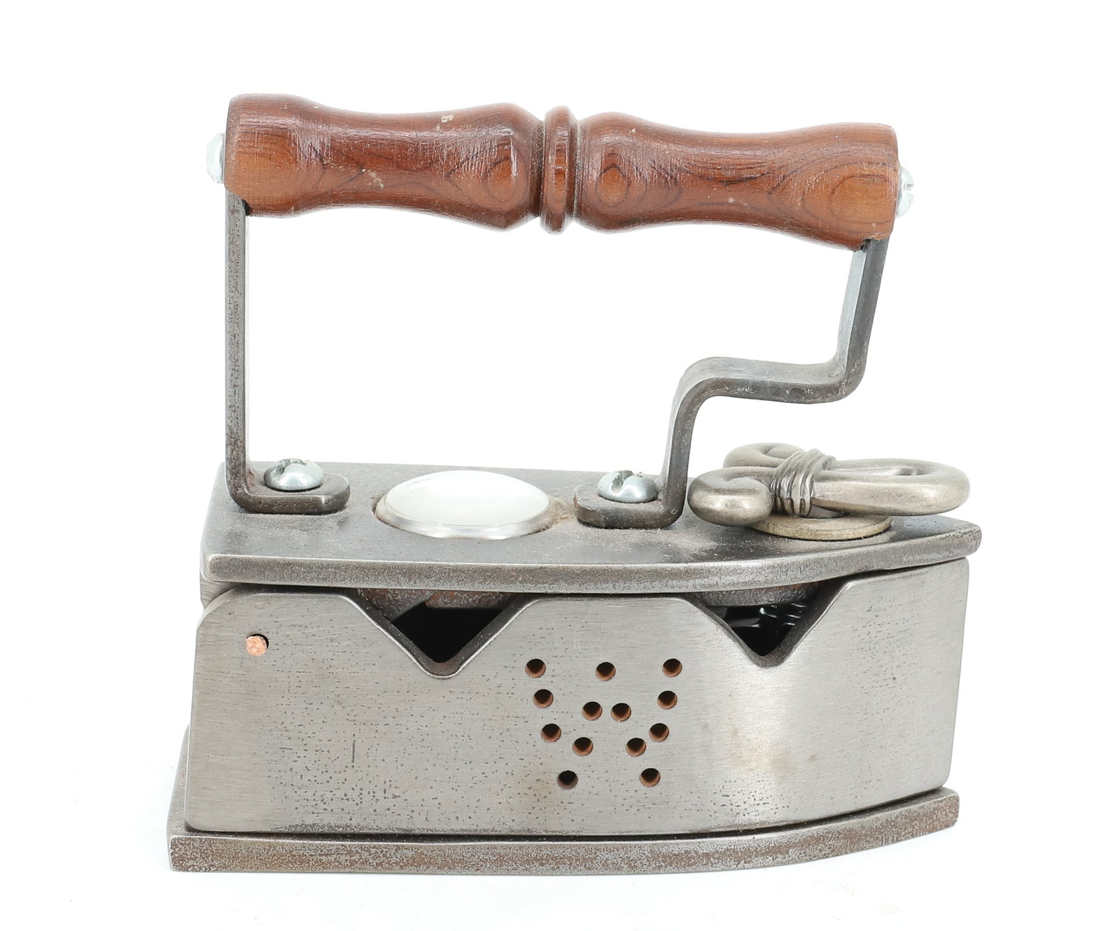 UNUSUAL SMALL SIZE CHARCOAL IRON: SMALL SIZE WITH UNUSUAL FRONT TWIST LATCH. ACURITE. BUILT-IN TEMP. GAUGE ON TOP. WITH, PUNCHED "W" ON SIDES. 4 1/2" L. PLEASE READ CAREFULLY - ITEMS MUST BE PAID FOR THROUGH LIVE AUCTIONEERS OR WITH C