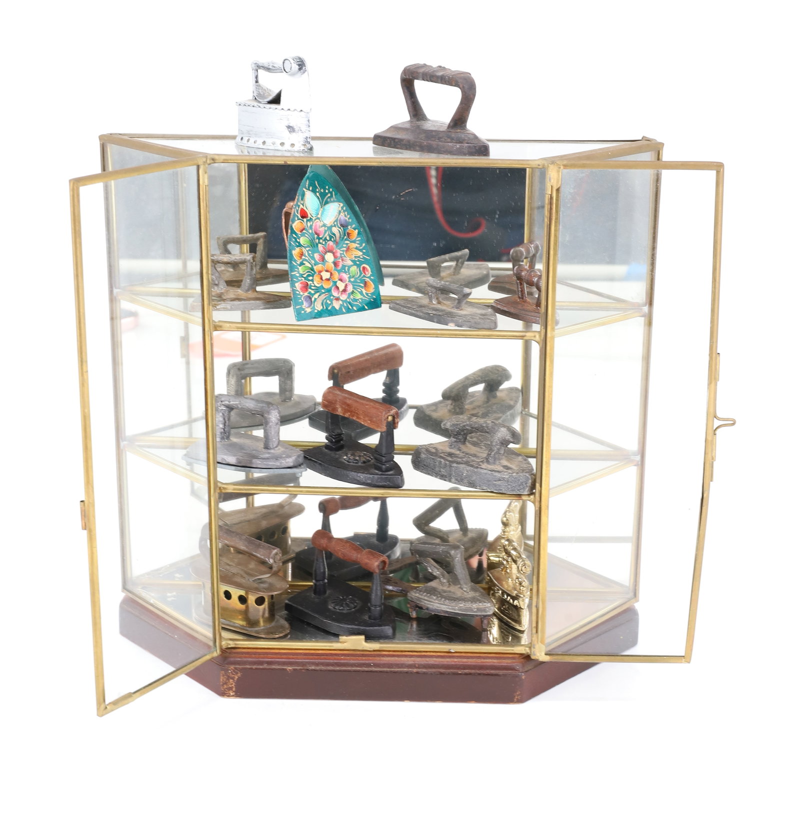MINIATURE IRON COLLECTION AND DISPLAY (1 of 6)