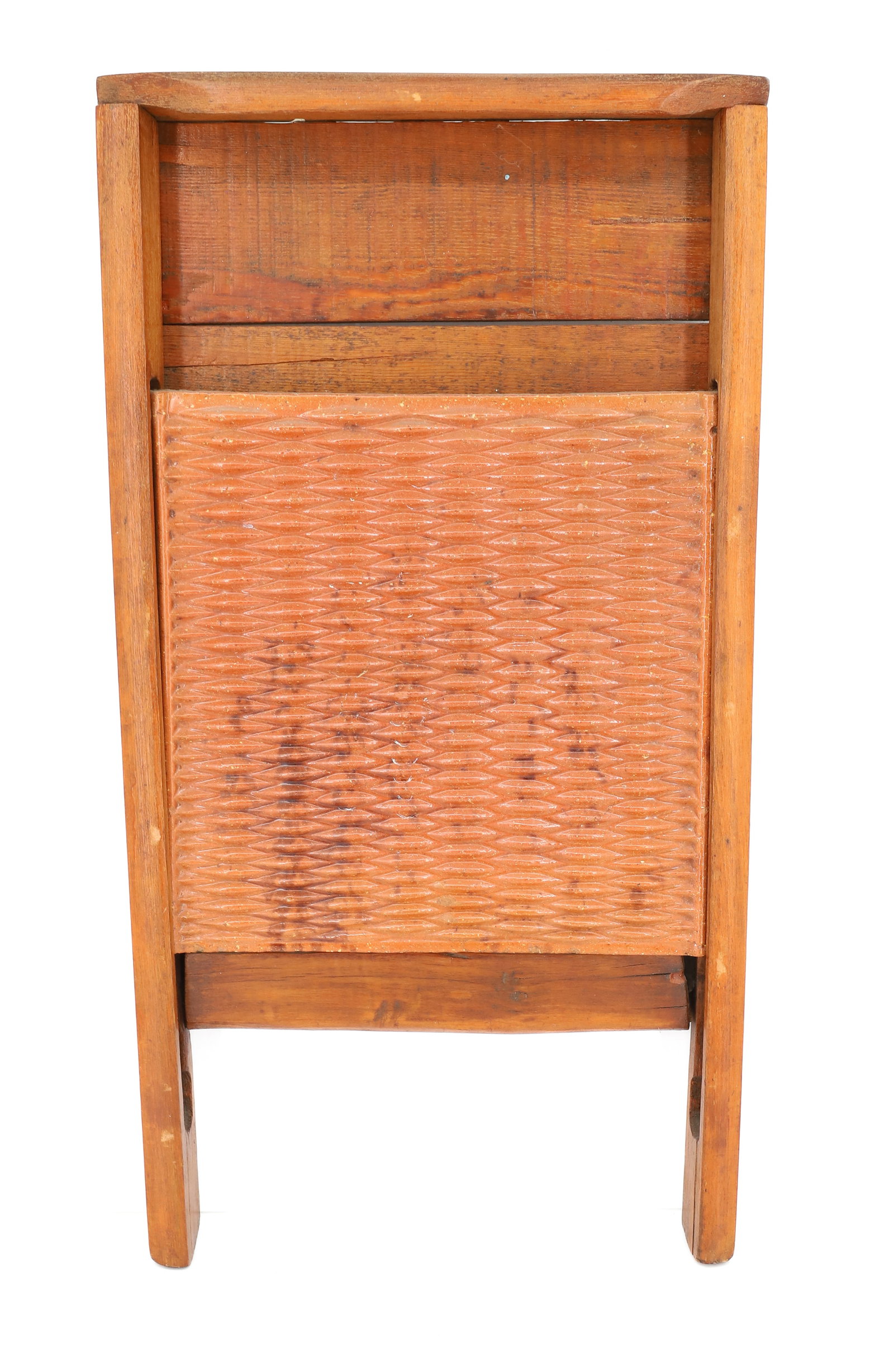 ANTIQUE REDWARE WASHBOARD: WOODEN FRAMEWORK WITH TEXTURED REDWARE POTTERY. 22" X 11 1/2". PLEASE READ CAREFULLY - ITEMS MUST BE PAID FOR THROUGH LIVE AUCTIONEERS OR WITH CASH OR CHECK IN PERSON - Terms for Purchasing and Shippi