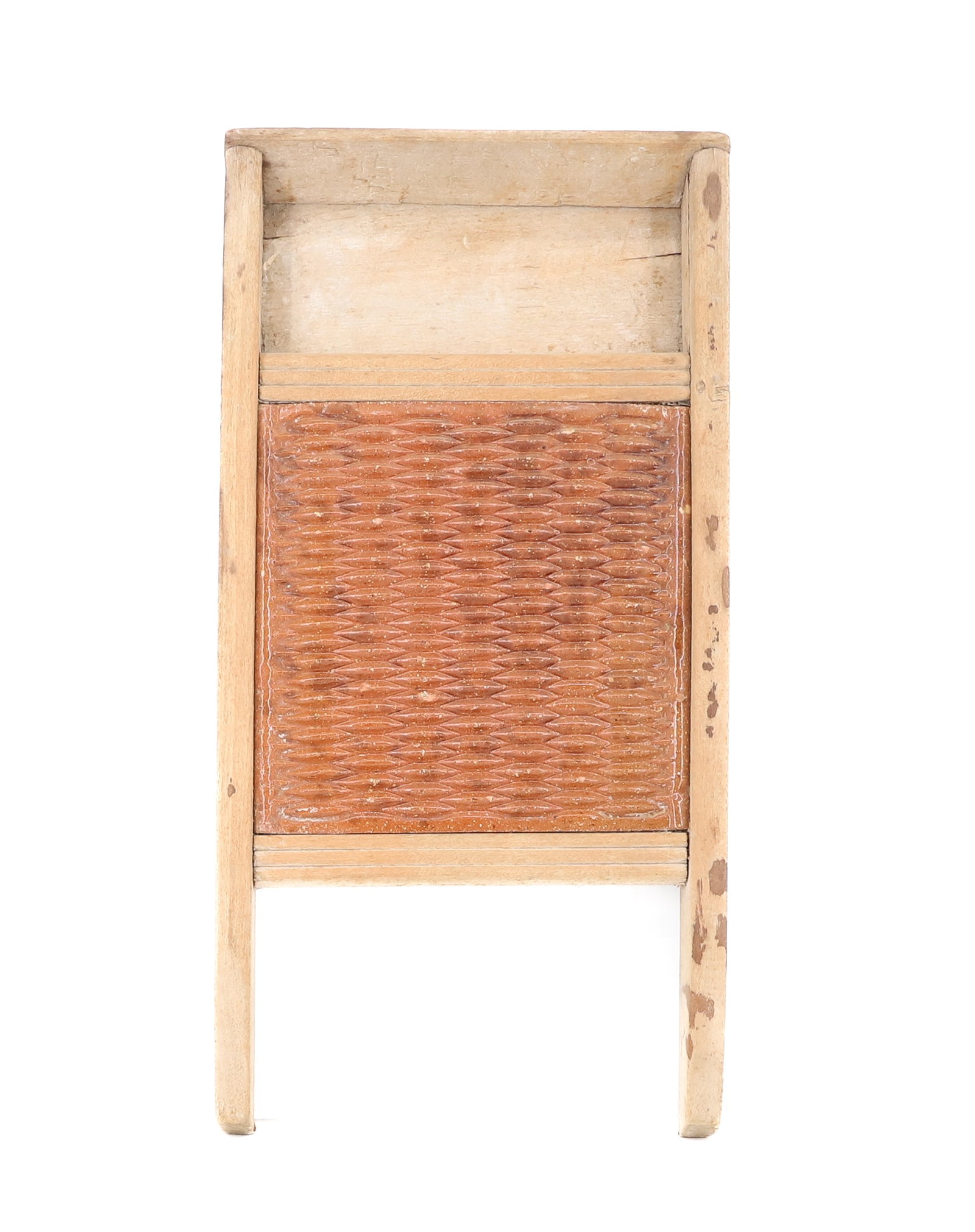 SMALL SIZE REDWARE WASHBOARD: WOODEN FRAMEWORK WITH TEXTURED REDWARE POTTERY INSERT. TOTAL SIZE 13 1/2" X 7". PLEASE READ CAREFULLY - ITEMS MUST BE PAID FOR THROUGH LIVE AUCTIONEERS OR WITH CASH OR CHECK IN PERSON - Terms for