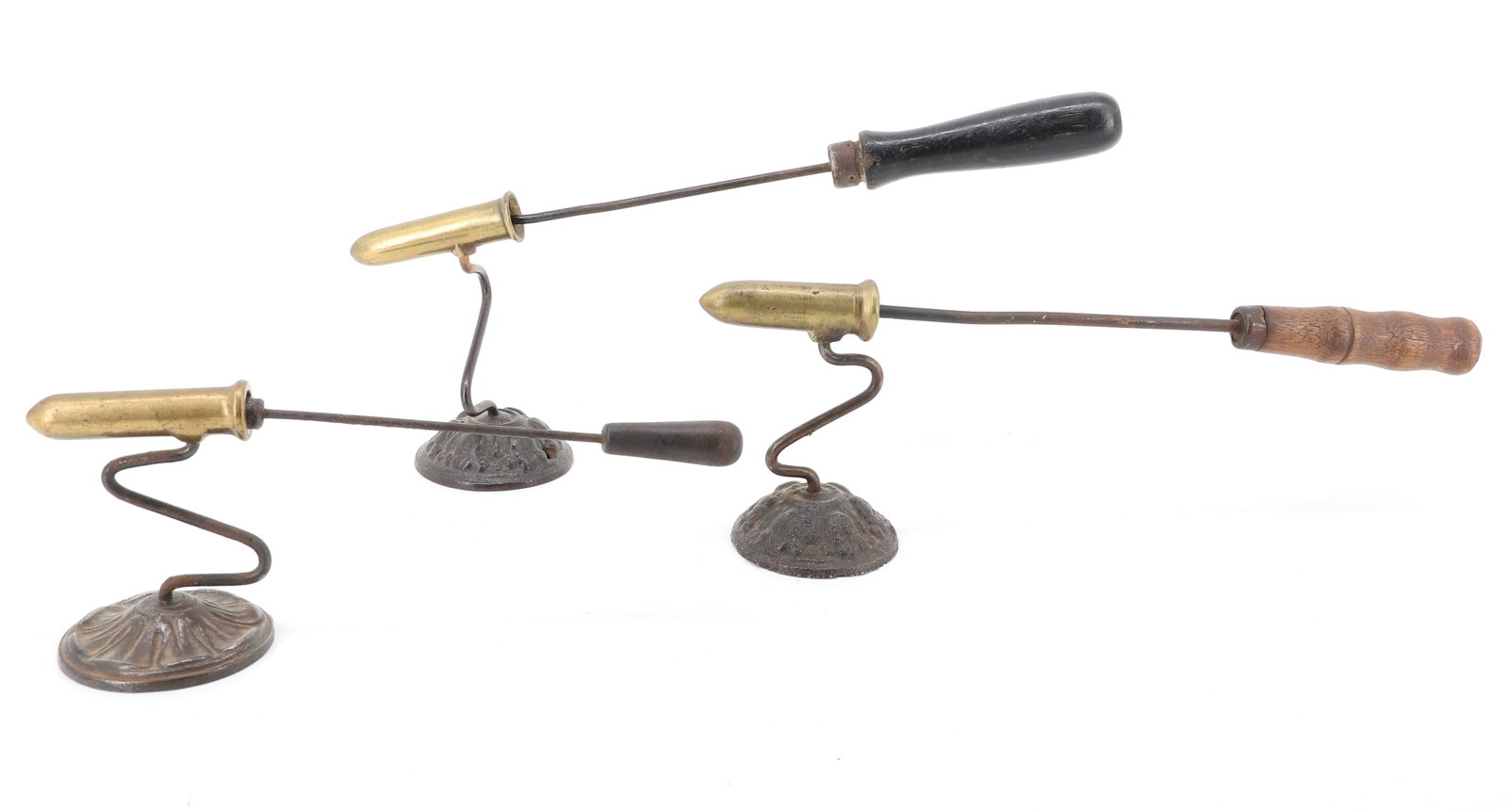 (3) SMALL SIZE GOFFERING IRONS: WITH HEAT RODS. APPLIED "S" POSTS. CIRCULAR BASES. BARRELS 2" L. 3 1/2" HIGHEST. PLEASE READ CAREFULLY - ITEMS MUST BE PAID FOR THROUGH LIVE AUCTIONEERS OR WITH CASH OR CHECK IN PERSON - Terms for