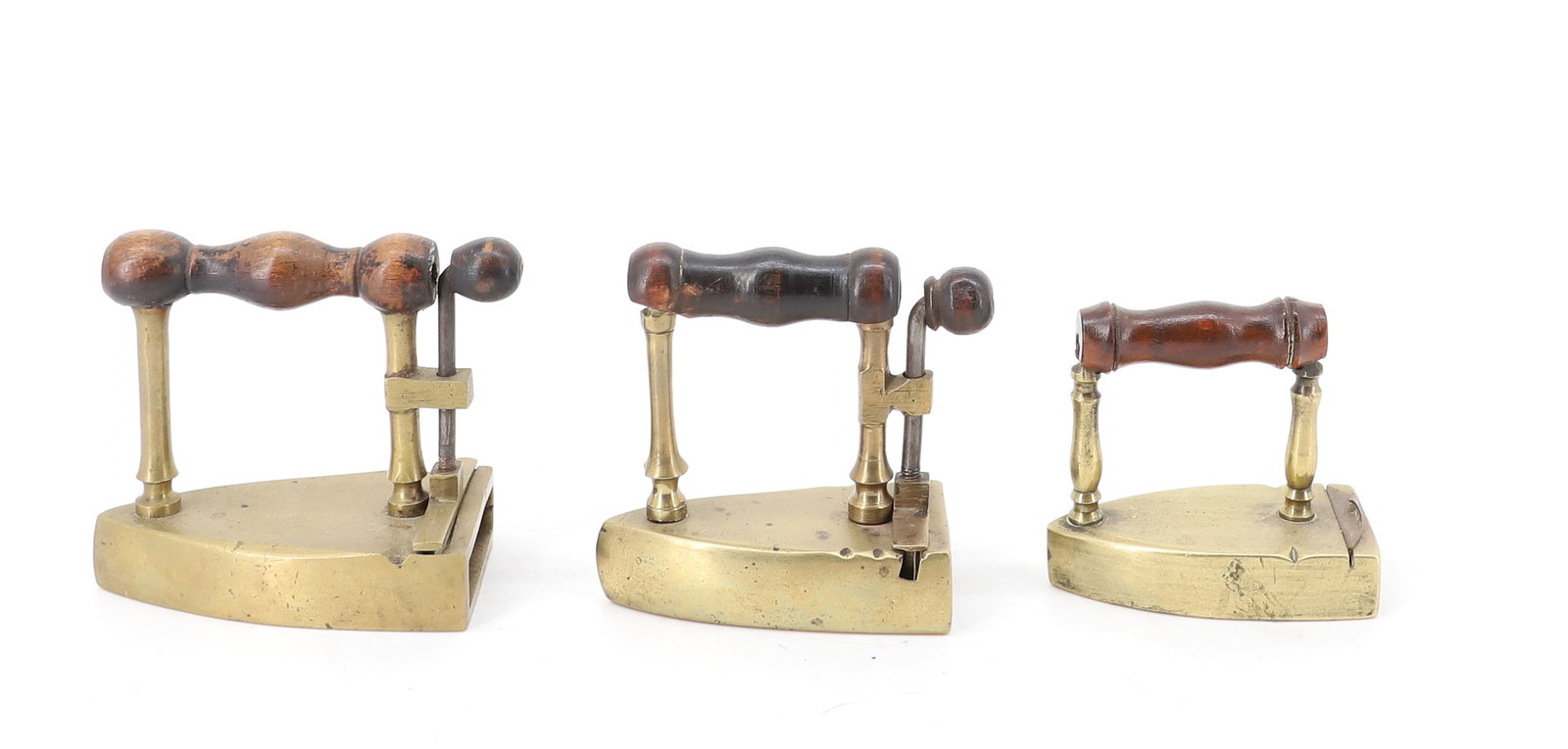 (3) MINIATURE 19TH C. BOX IRONS: REAR LIFT-GATES. STRAIGHT POSTS. TWO WITH INTERIOR SLUGS. 2 1/2" TO 3" LENGTHS. PLEASE READ CAREFULLY - ITEMS MUST BE PAID FOR THROUGH LIVE AUCTIONEERS OR WITH CASH OR CHECK IN PERSON - Terms for Purc