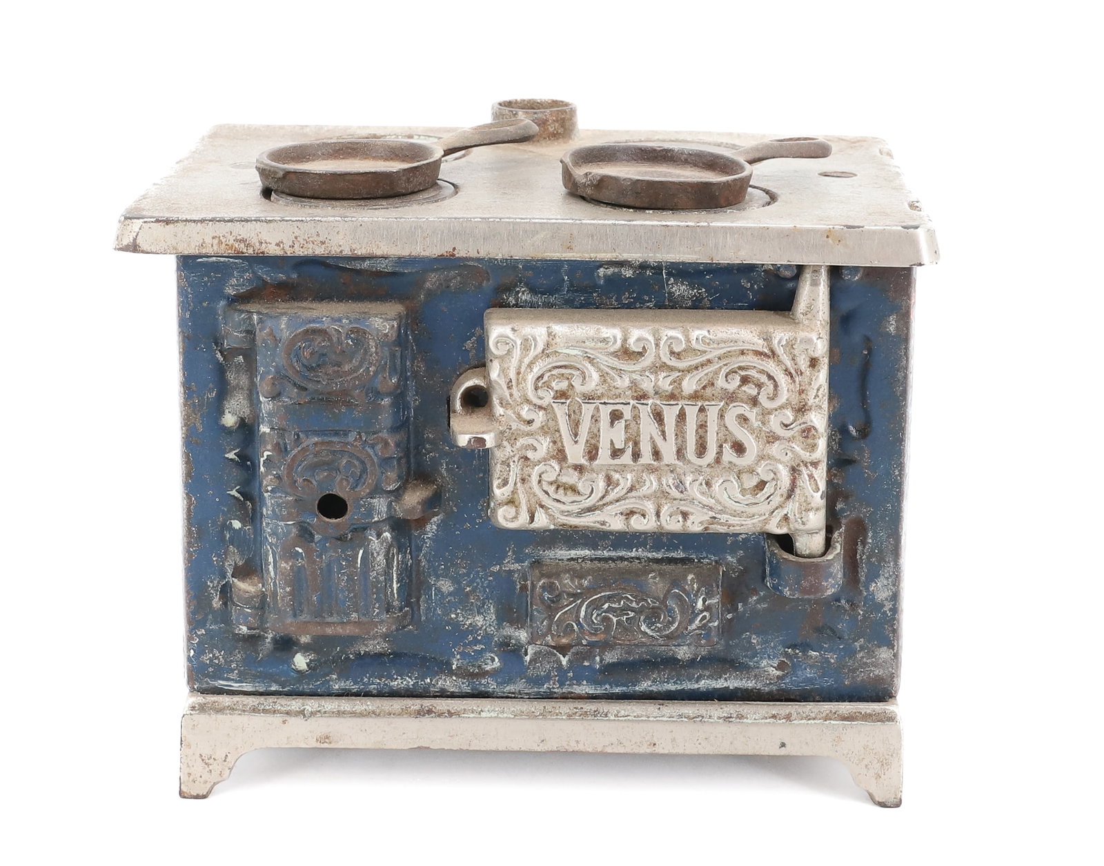 TIN AND CAST IRON TOY STOVE (1 of 5)