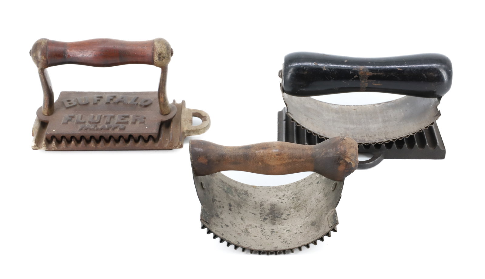 LOT OF FLUTING IRON PARTS (1 of 4)