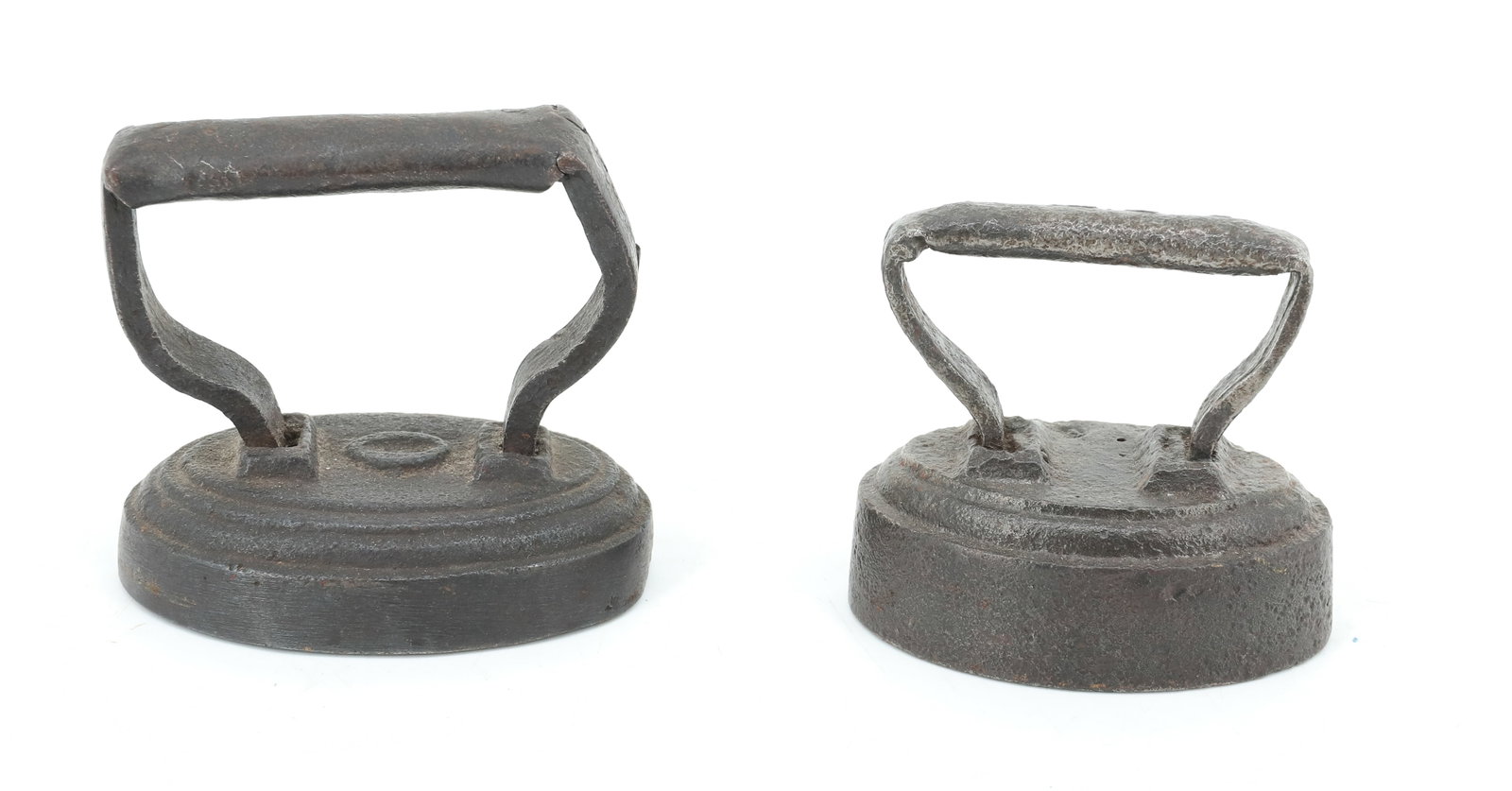 (2) SMALL SIZE CAP IRONS (1 of 5)