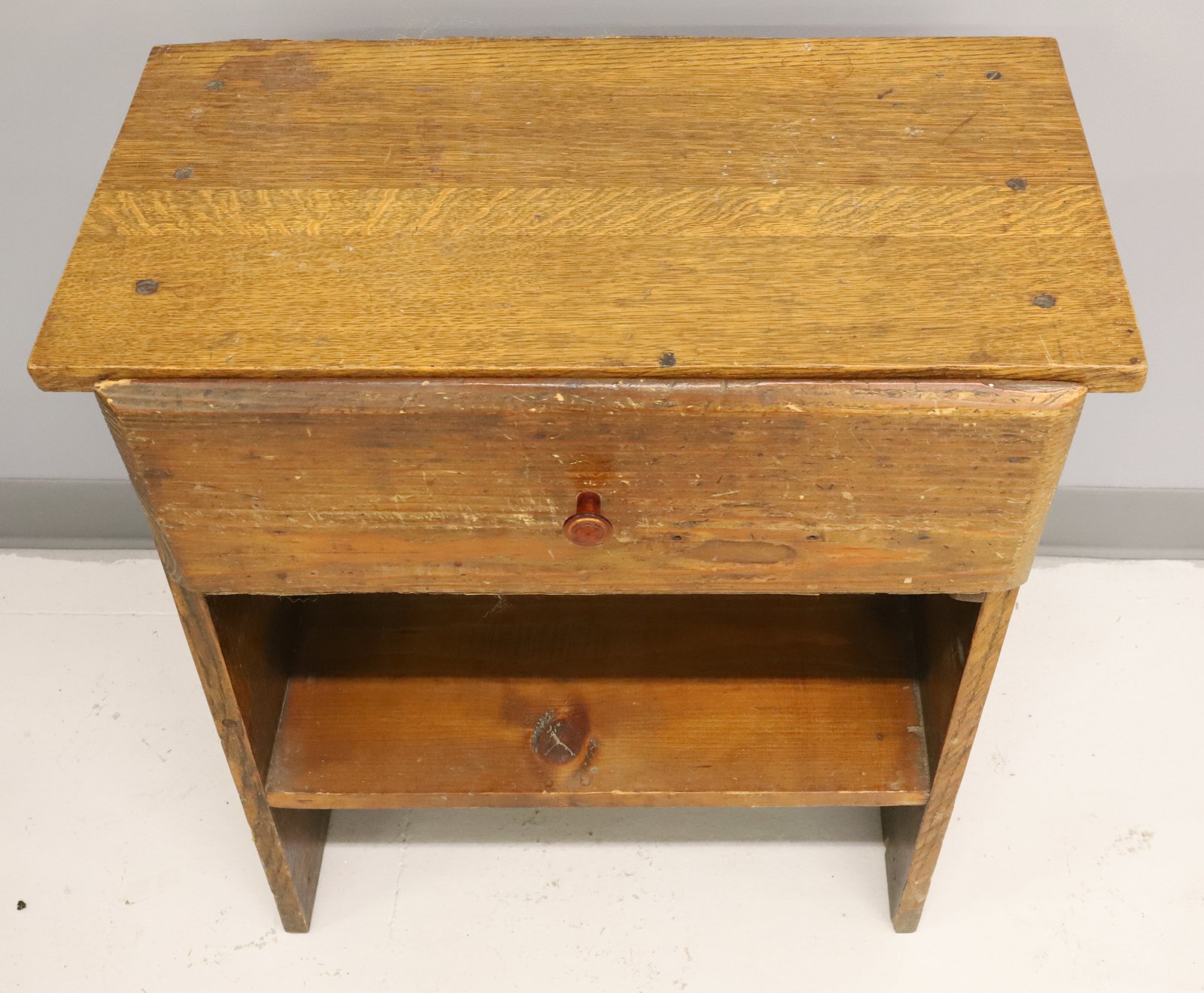 OAK ONE DRAWER STAND - 2