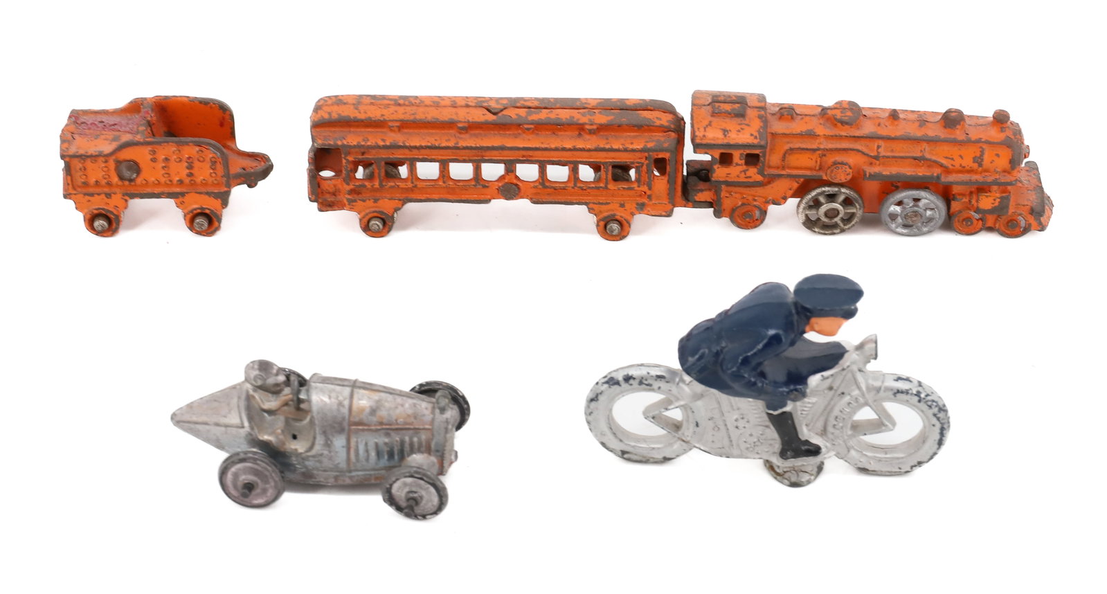 LOT OF CAST IRON TOYS (1 of 3)