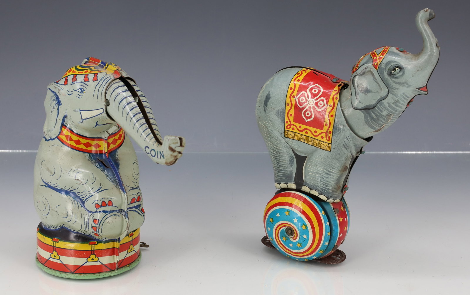 TIN LITHO ELEPHANT WINDUP AND BANK (1 of 4)