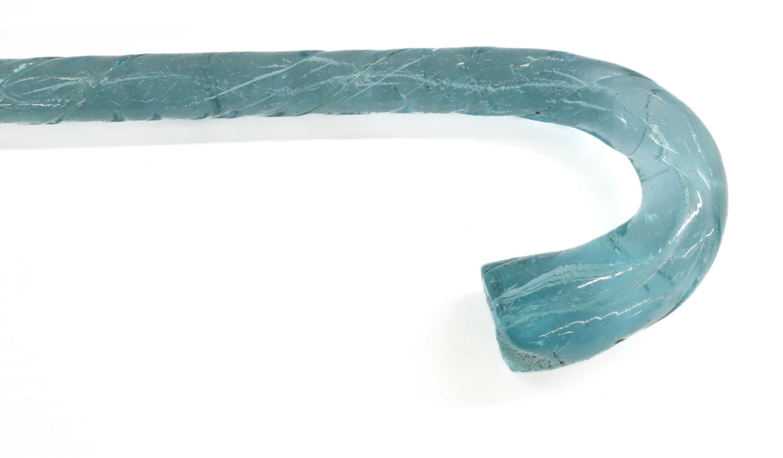 ANTIQUE GLASS NOVELTY CANE: AQUA COLOR WITH SWIRL STRIATIONS. 32 1/8" L. PLEASE READ CAREFULLY - ITEMS MUST BE PAID FOR THROUGH LIVE AUCTIONEERS OR WITH CASH OR CHECK IN PERSON - Terms for Purchasing and Shipping of Auction Item