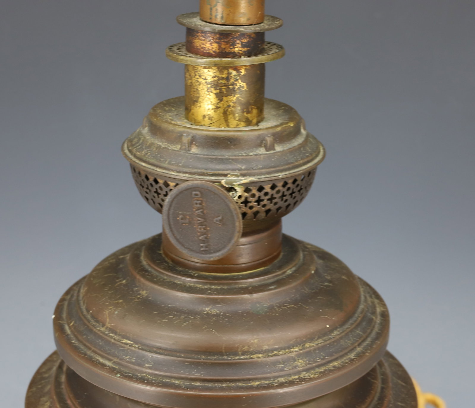 BRASS TABLE LAMP - 2