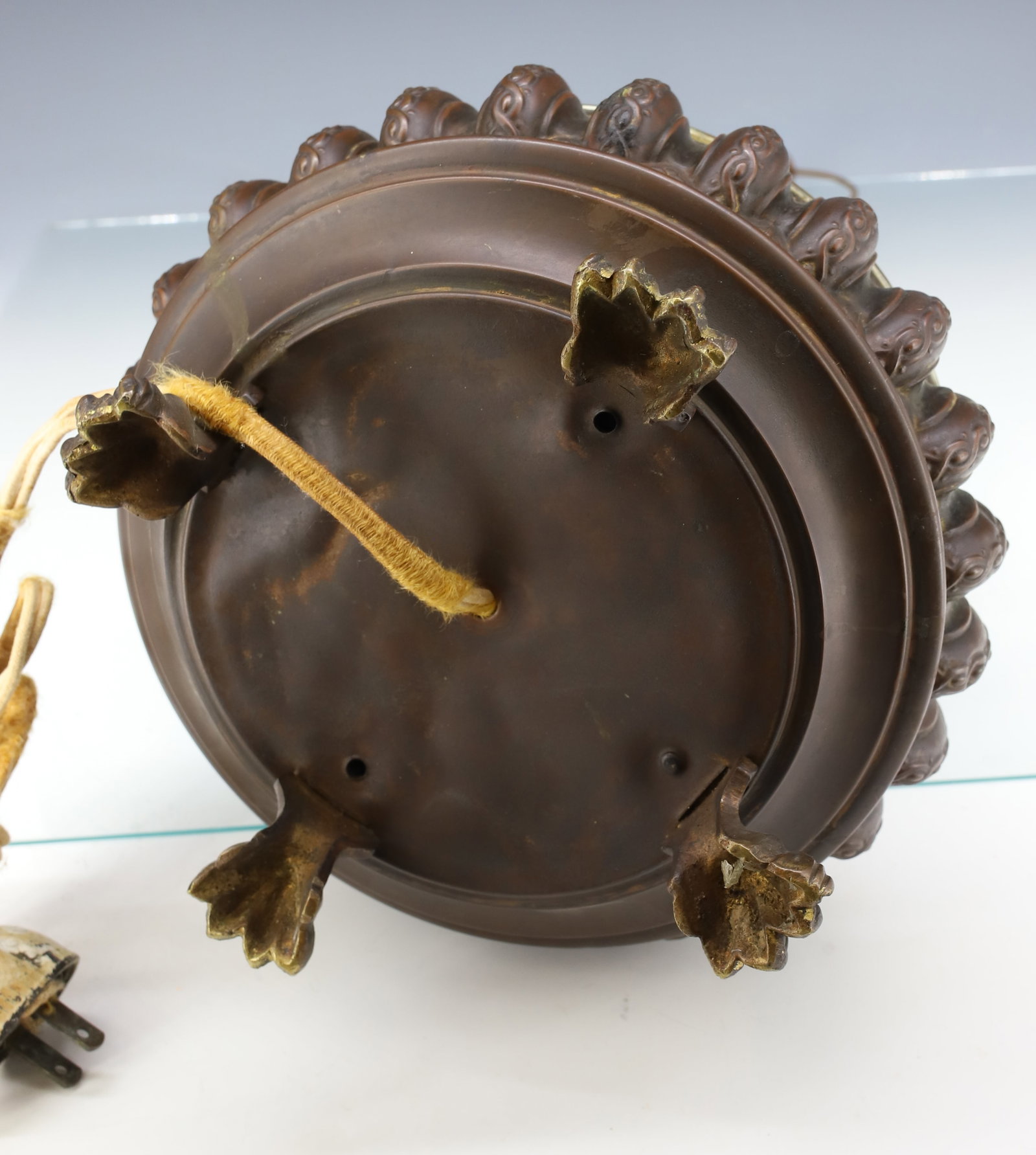 BRASS TABLE LAMP - 5