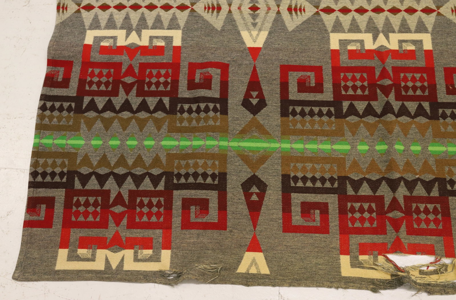 NATIVE AMERICAN BLANKET - 2