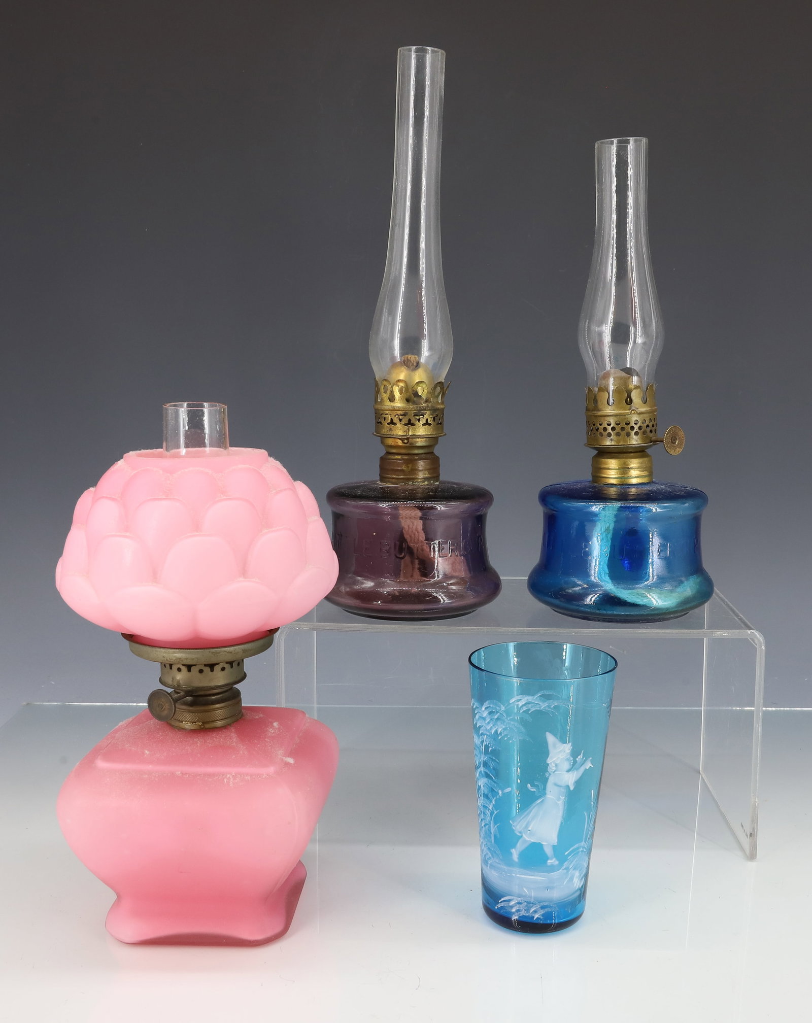 (4) VICTORIAN GLASS LAMPS IN COLOR (1 of 3)