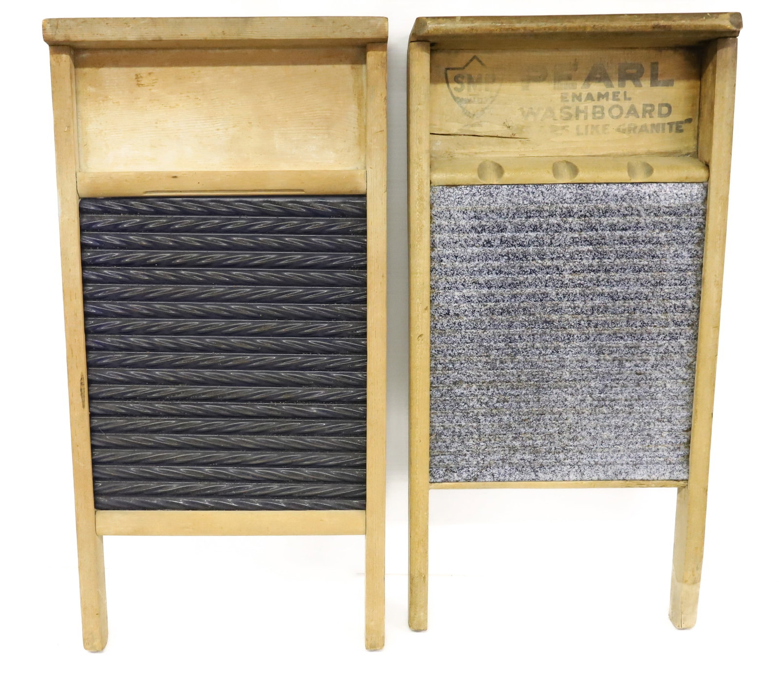 (2) ENAMEL PORCELAIN WASHBOARDS (1 of 5)