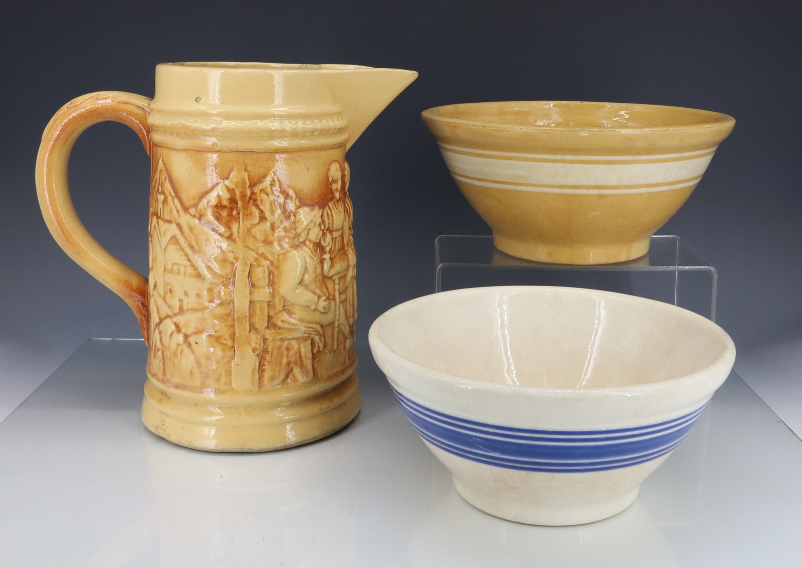 POTTERY BOWLS AND PITCHER (1 of 7)