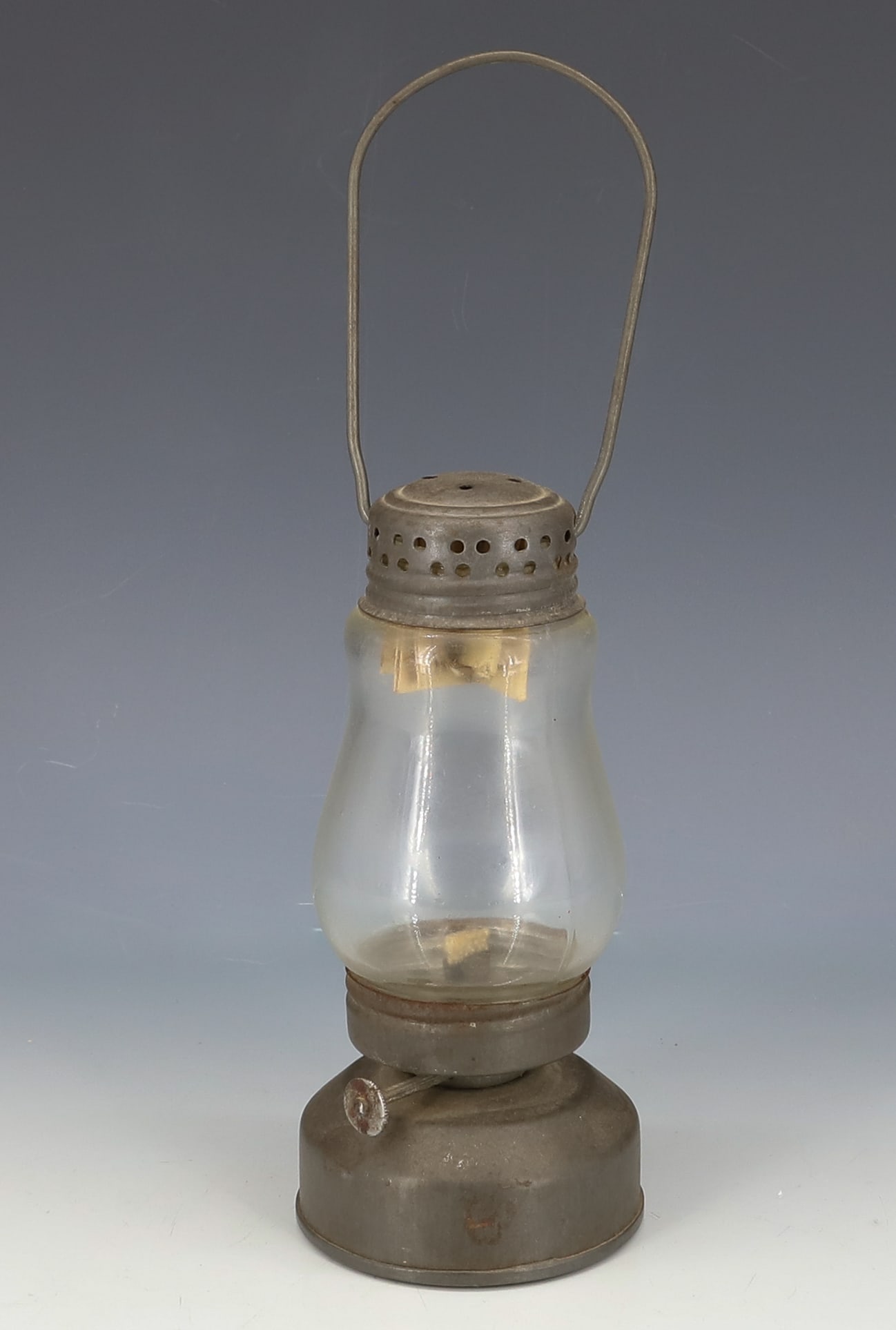 ANTIQUE TIN SKATER'S LANTERN (1 of 4)