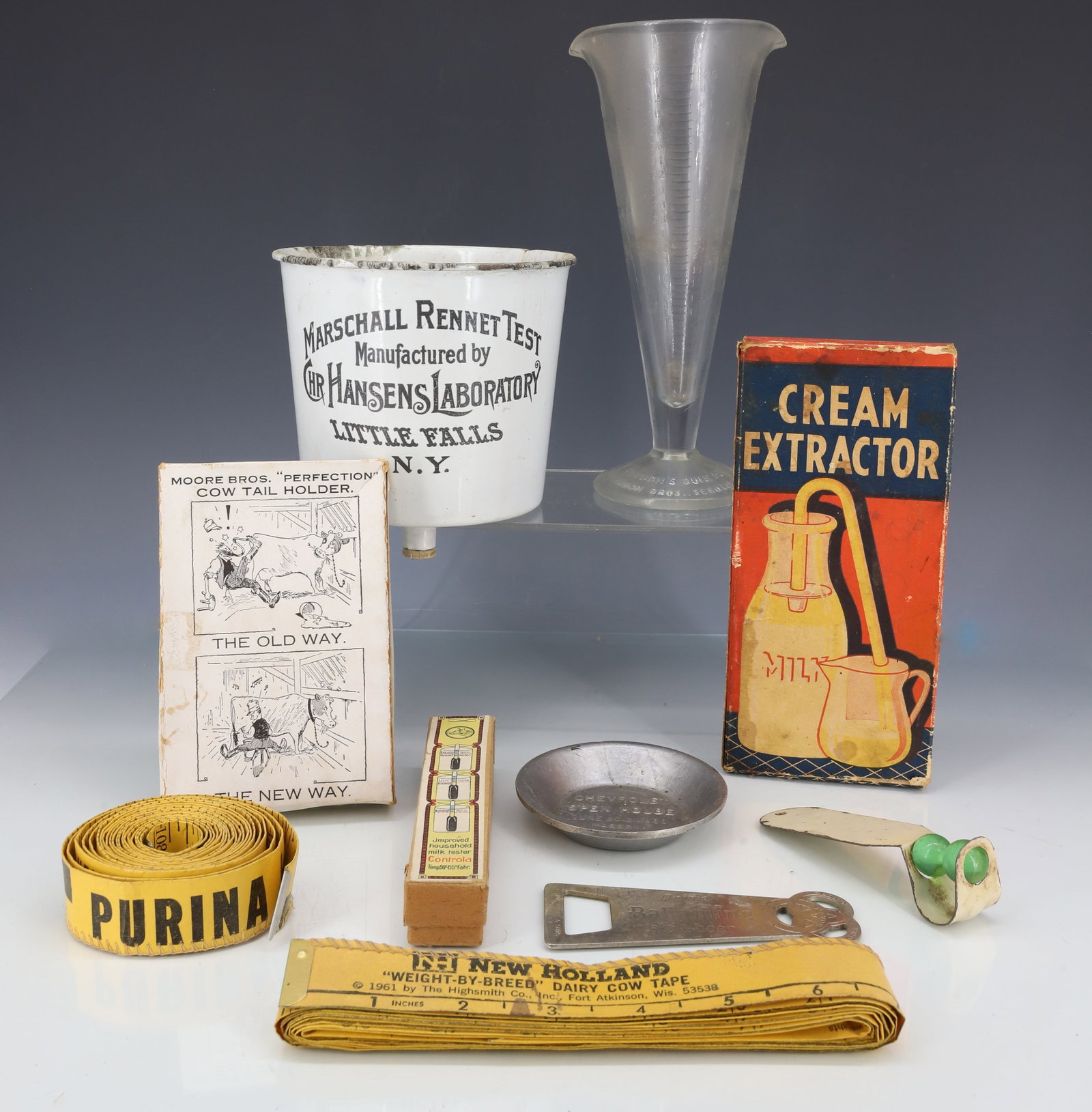LOT OF ADVERTISING / FARM ITEMS (1 of 6)