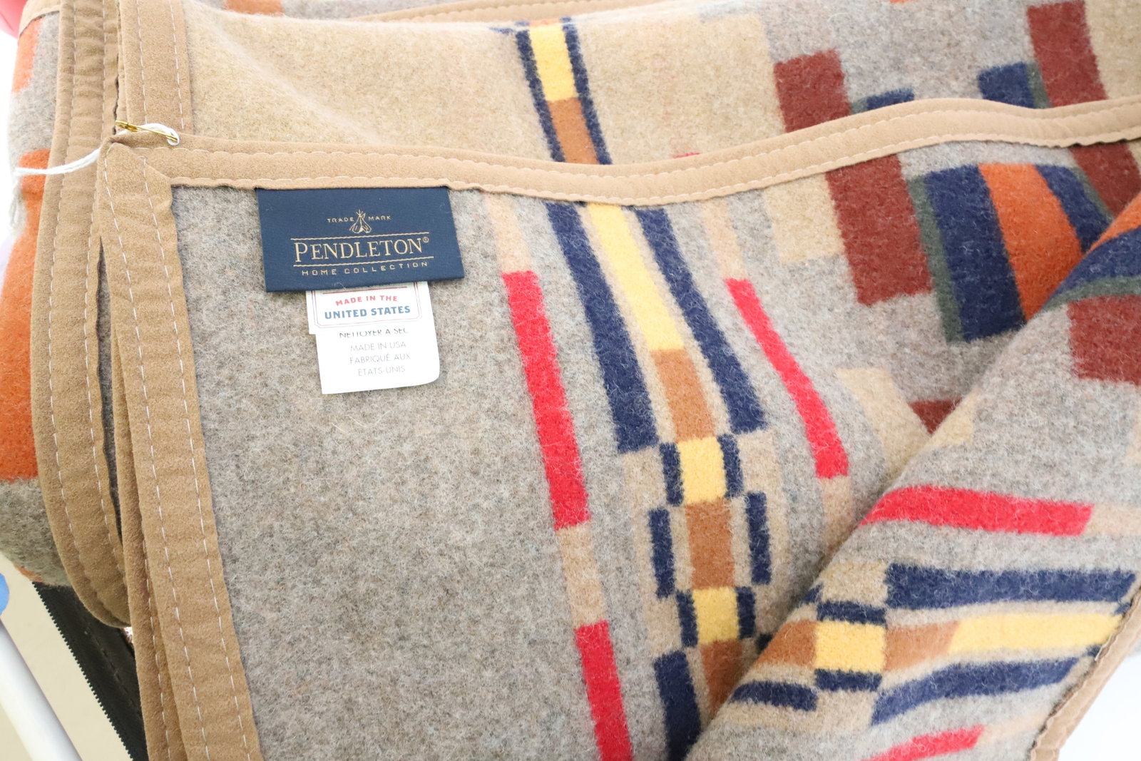PENDLETON HOME COLLECTION WOOL BLANKET - 2