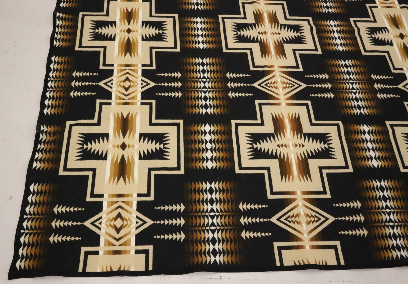 PENDLETON HOME COLLECTION WOOL BLANKET - 5