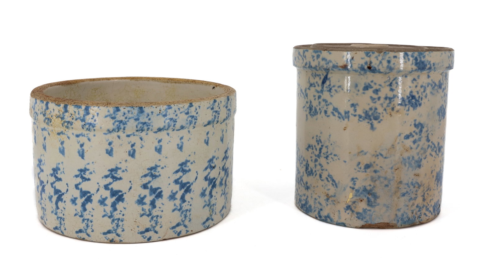 (2) BLUE / WHITE SPONGEWARE CROCKS (1 of 8)