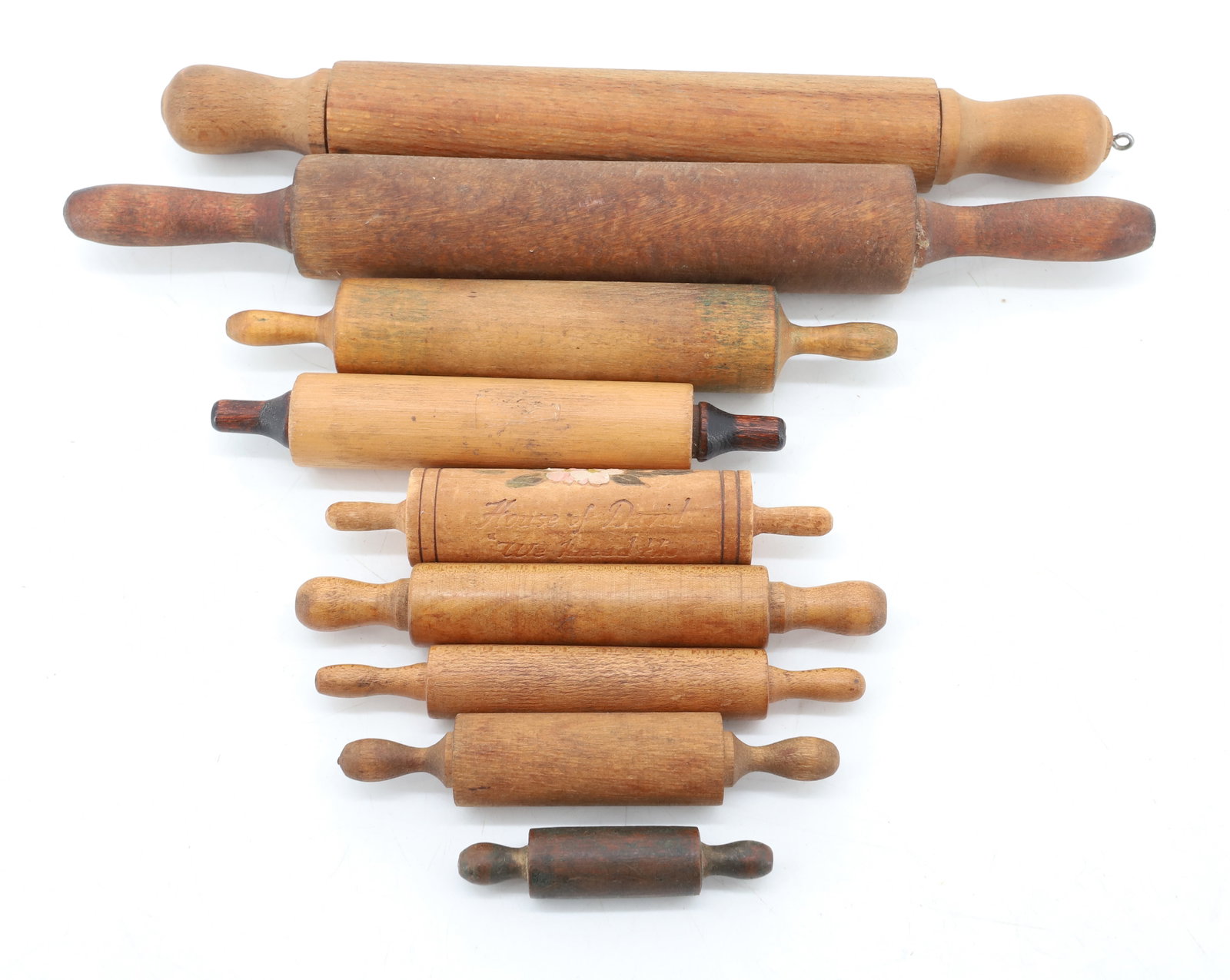 LOT OF (9) MINIATURE ROLLING PINS: 2 1/4" TO 10 1/4" LENGTHS. ONE IS MRKD. "HOUSE OF DAVID, WE KNEAD THE DOUGH". PLEASE READ CAREFULLY - ITEMS MUST BE PAID FOR THROUGH LIVE AUCTIONEERS OR WITH CASH OR CHECK IN PERSON - Terms for