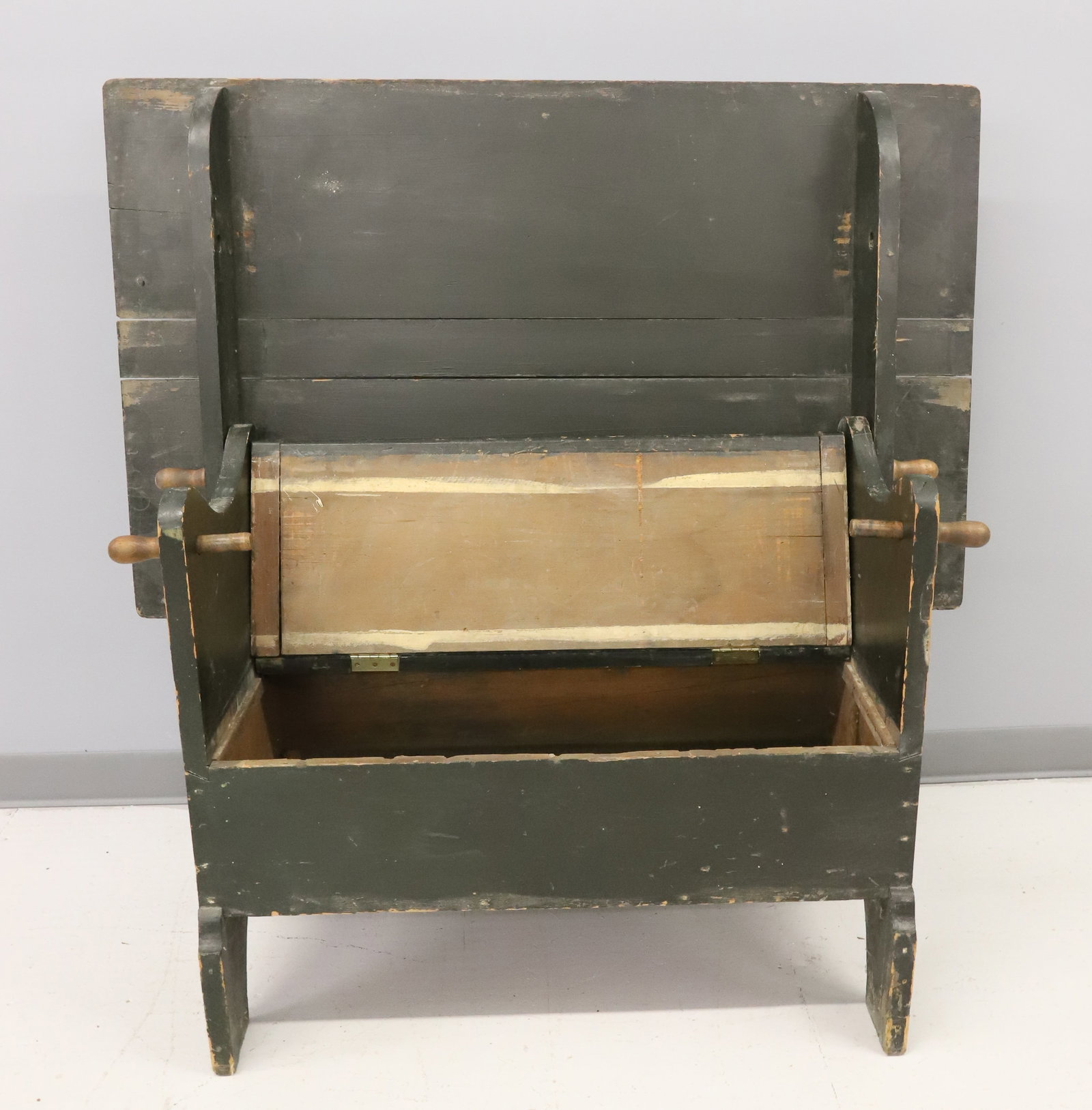 PAINTED HUTCH TABLE - 3