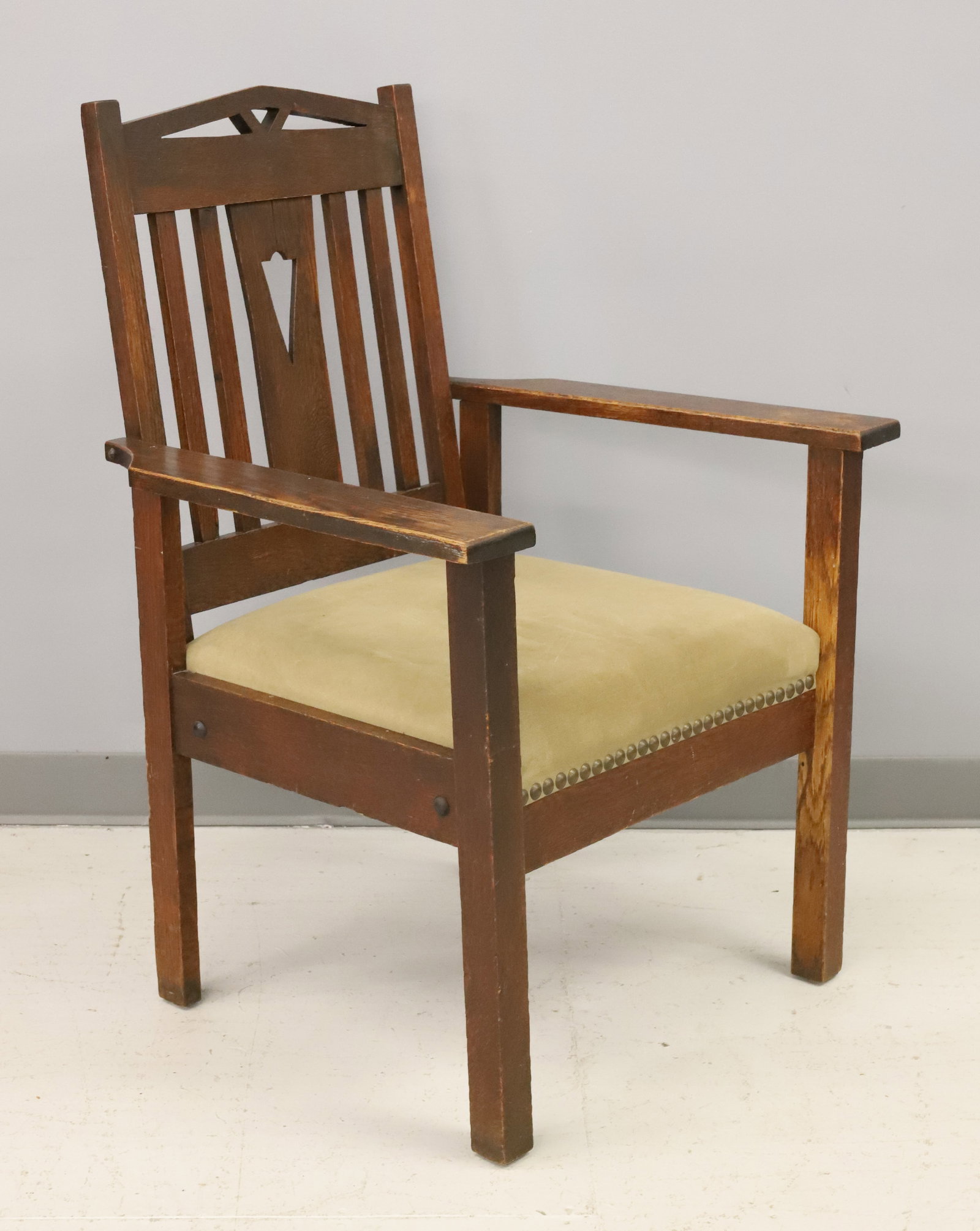ARTS AND CRAFT ERA ARMCHAIR (1 of 5)