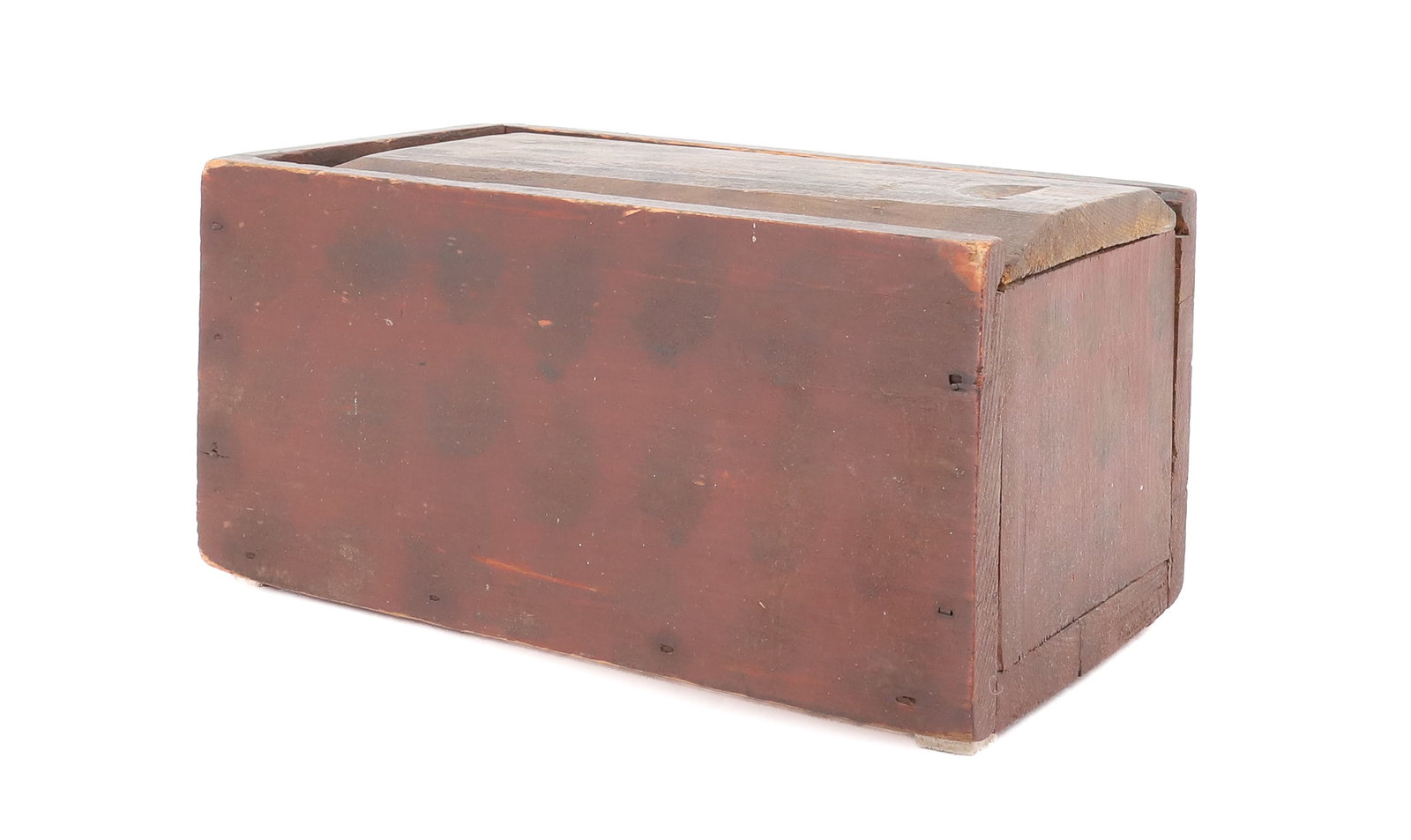 19TH C. SLIDE LID CANDLEBOX: RED WASH EXTERIOR WITH BLACK SPLOTCH DECORATION. 4 3/4" X 9 1/2" X 5 1/4". PLEASE READ CAREFULLY - ITEMS MUST BE PAID FOR THROUGH LIVE AUCTIONEERS OR WITH CASH OR CHECK IN PERSON - Terms for