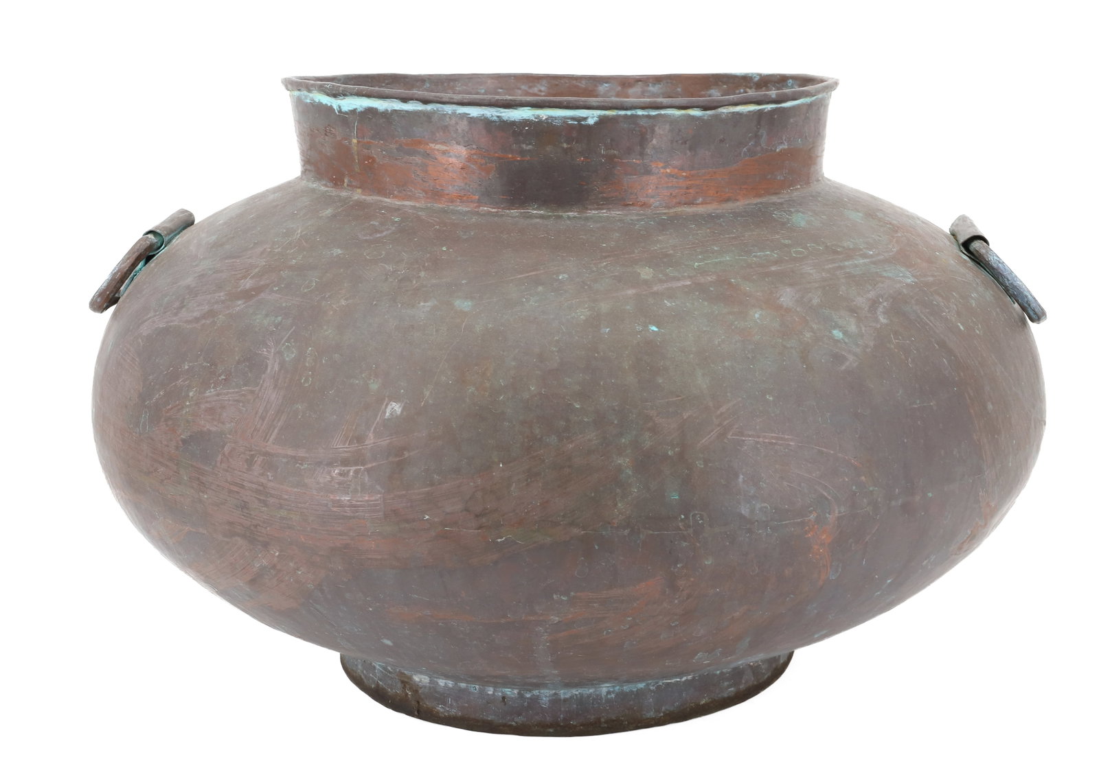 LARGE COPPER VESSEL: SQUATTY SHAPE W/ DROP HANDLES ON EITHER SIDE. FOOTED BASE W/ DRAIN HOLES. 11" X 17". PLEASE READ CAREFULLY - ITEMS MUST BE PAID FOR THROUGH LIVE AUCTIONEERS OR WITH CASH OR CHECK IN PERSON - Terms