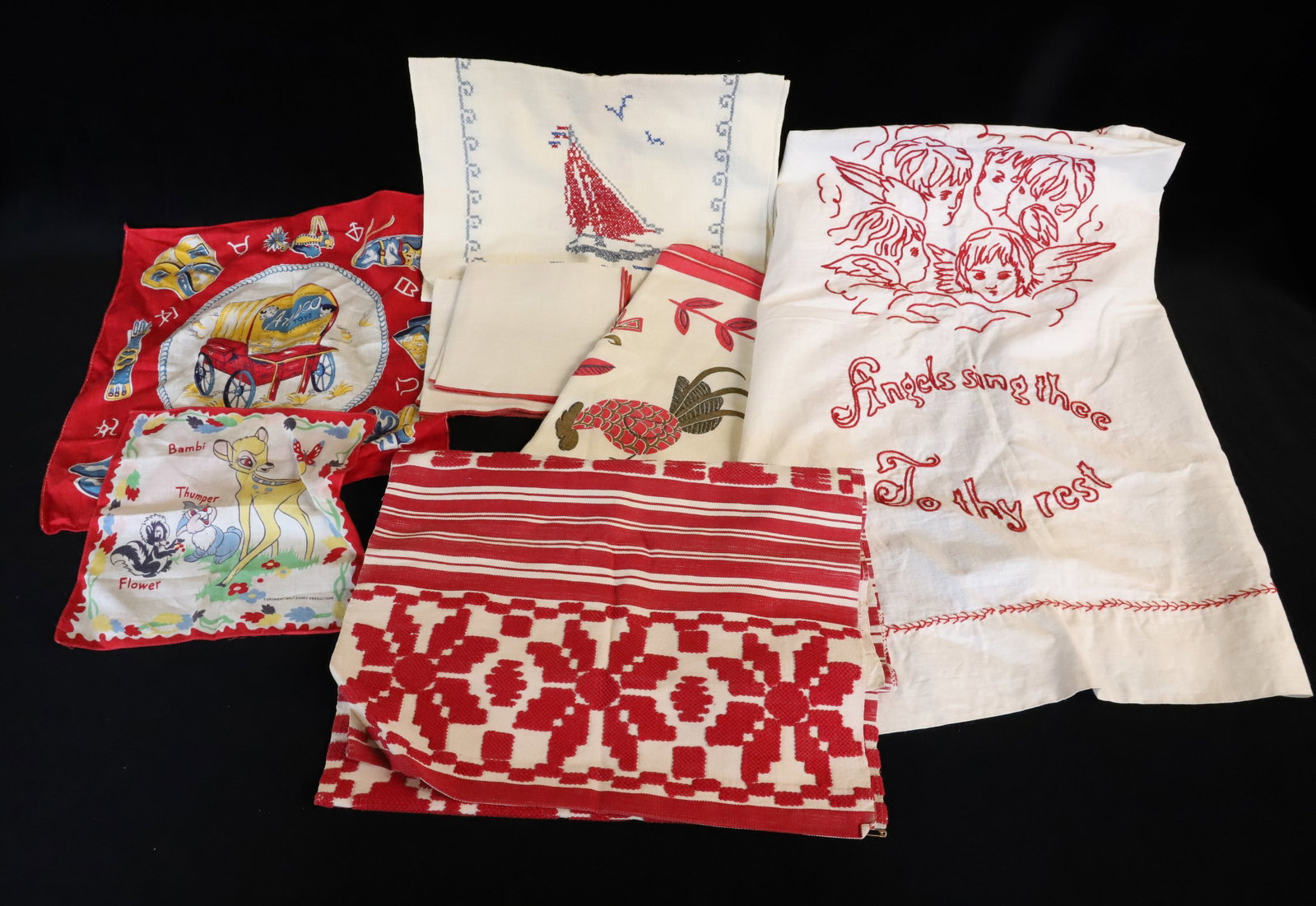 LOT OF VINTAGE TEXTILES (1 of 5)