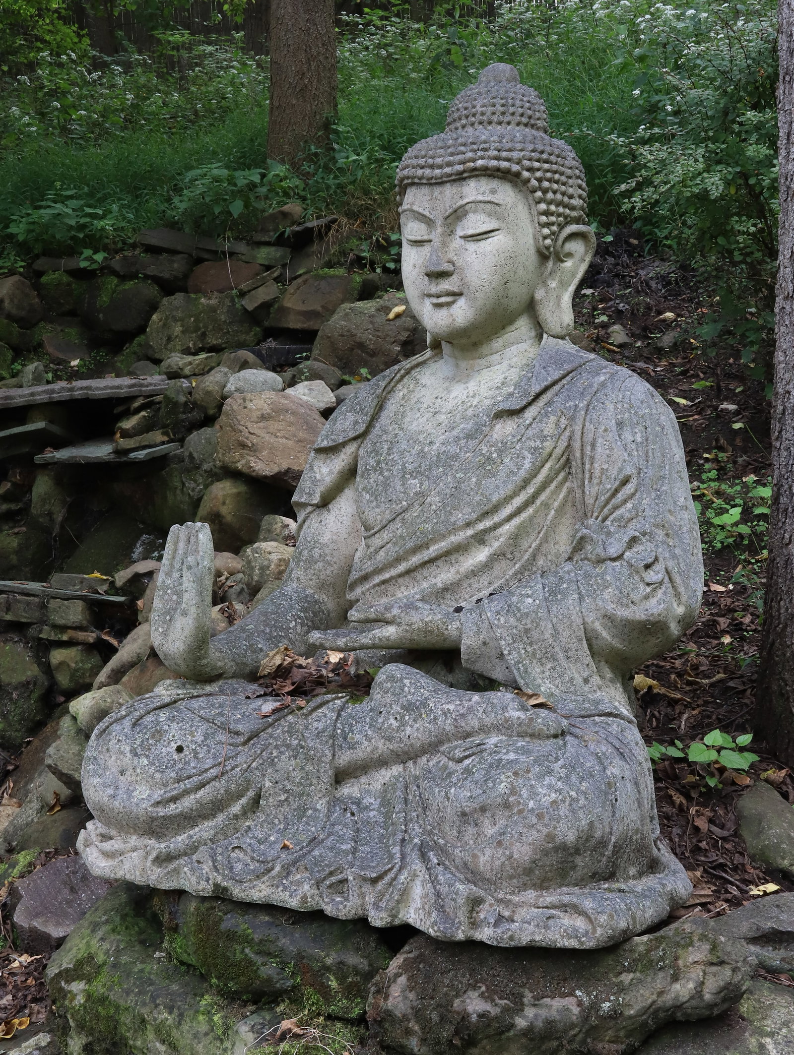 LARGE COMPOSITION STATUE: 47" H X 32" BASE PLEASE READ CAREFULLY BEFORE BIDDING: THIS IS AN ONSITE AND ONLINE ONLY AUCTION WITH NO PREVIEW. PICK-UP FOR THIS AUCTION WILL BE 1 DAY ONLY. NO EXCEPTIONS. PICK-UP WILL BE FRIDAY OCT