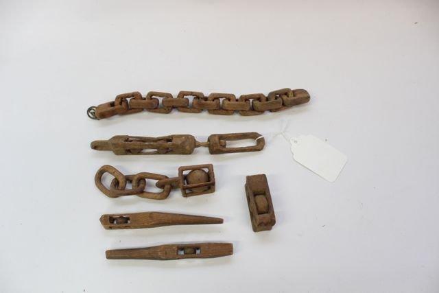 GROUP OF FOLK ART CARVINGS: CARVED CHAINS WITH BALLS (6) 2 1/2" TO 11"