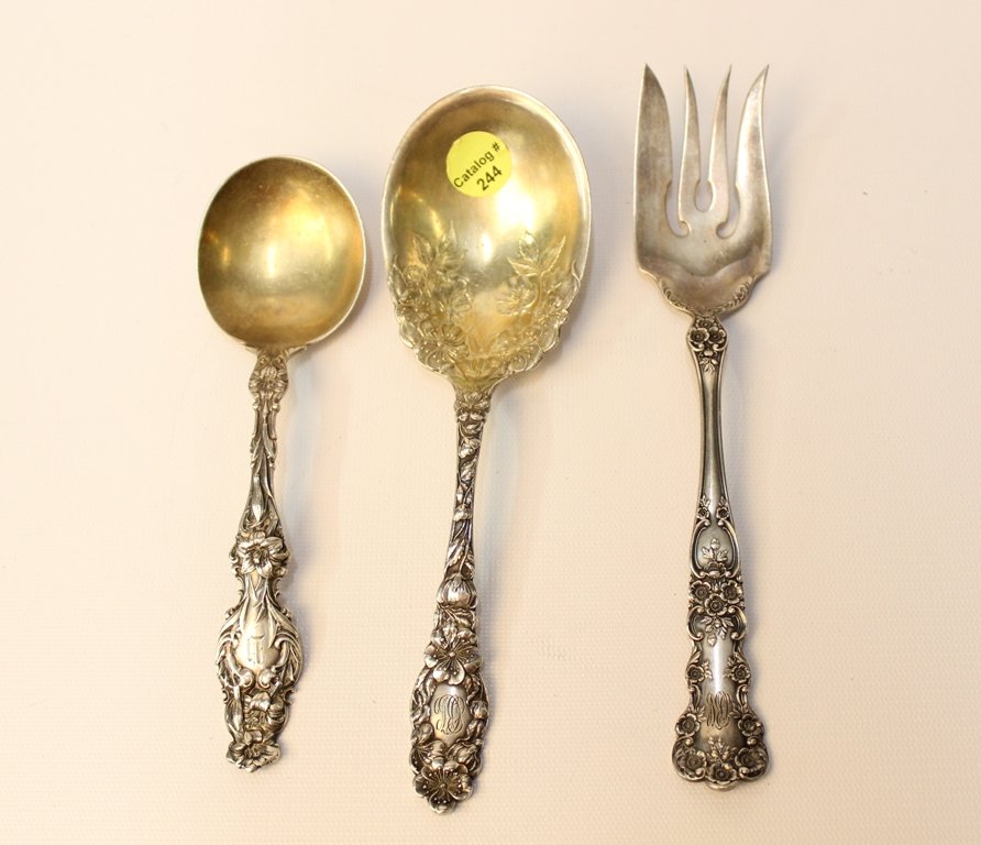 SILVER LOT: INCLUDING - GORHAM STERLING FORK - SOUP SPOON "LILLY" PATTERN BY WHITING - BERRY SPOON "BLOSSOM" PATTERN DOMINSITA AND HAFF - 5.97 OZT