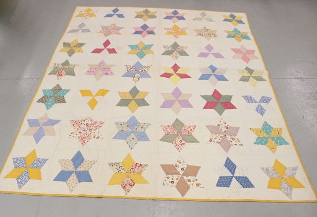 HAND STITCHED QUILT: 20TH CENTURY 6 POINT STAR DESIGN 72"X64"
