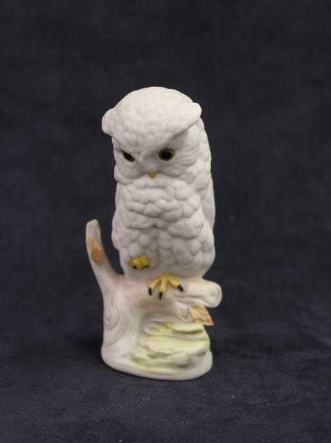 CYBIS SNOW OWL (1 of 3)