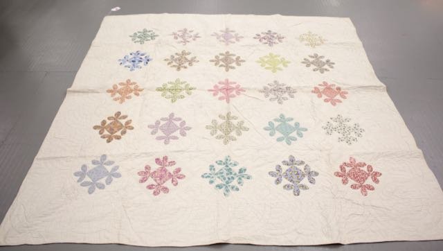 HAND STITCHED QUILT (1 of 3)