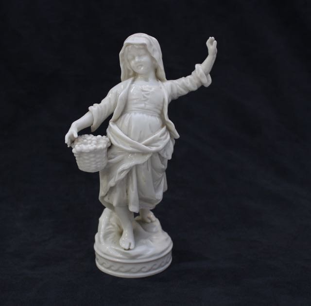 CAPODIMONTE FIGURINE: WHITE PORCELAIN WITH UNDERGLAZED BLUE MARK Dimensions:8 3/8"