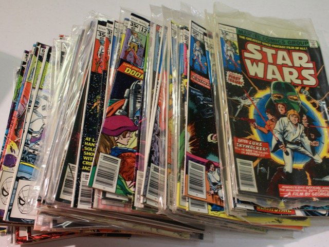 GROUP OF MARVEL COMIC BOOKS (1 of 7)