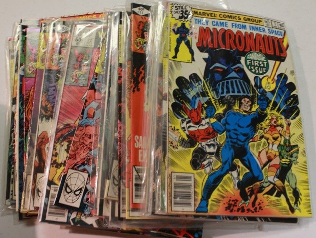 GROUP OF MARVEL COMIC BOOKS (1 of 4)