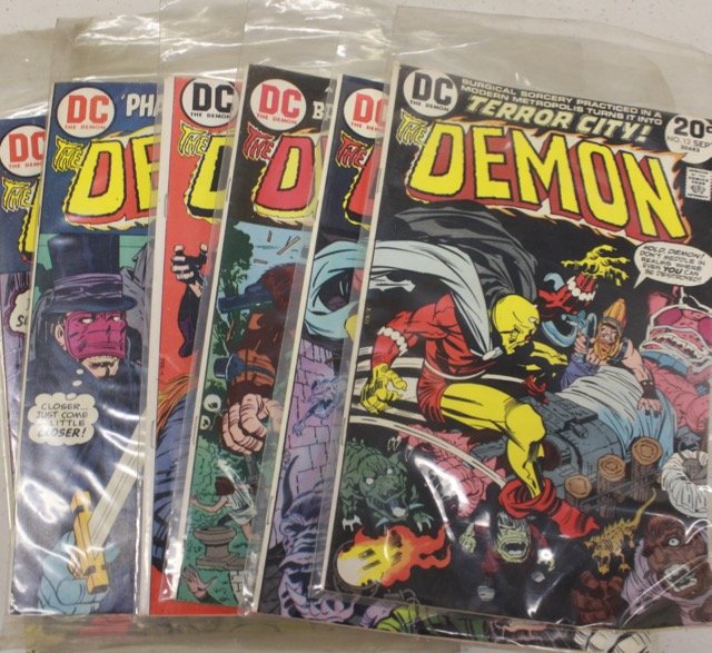 DC COMIC BOOK GROUP (1 of 2)