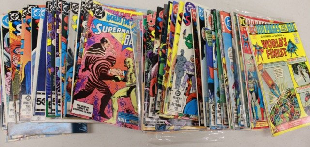 DC COMIC BOOK GROUP (1 of 6)