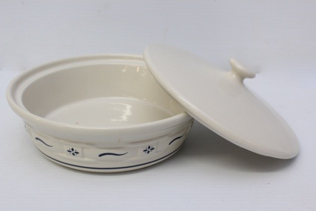 Longaberger Pottery: Woven Traditions Covered Casserole (Blue)