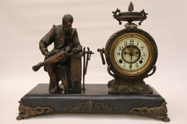 NEW HAVEN FIGURAL MANTLE CLOCK (1 of 4)