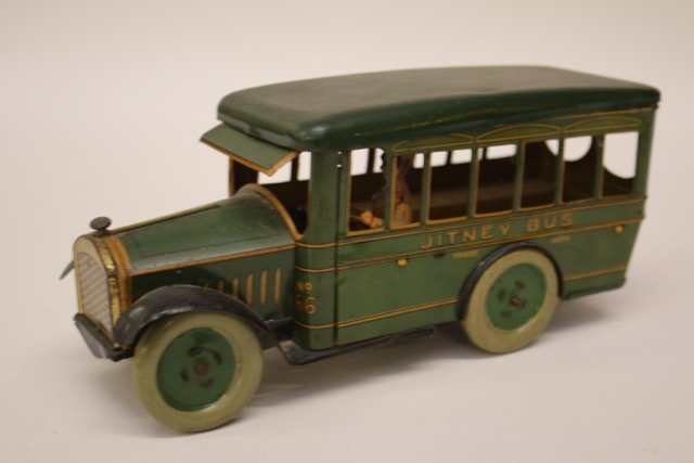 STRAUSS KEY WIND TOY (1 of 4)