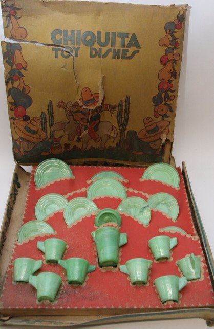 AKRO AGATE CHILDSS TEA SET (1 of 2)