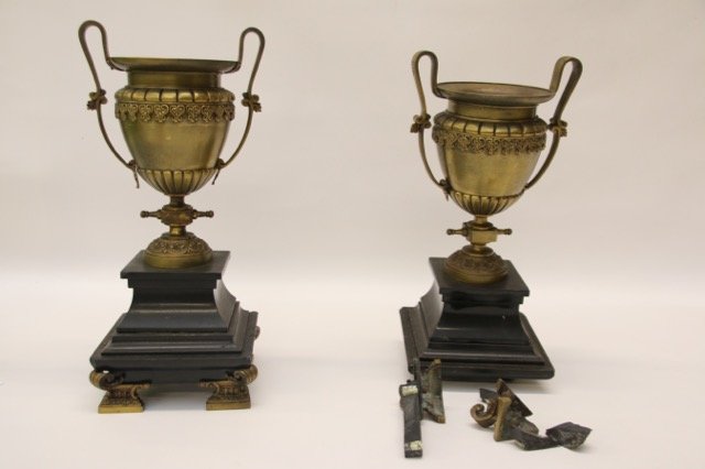 PR. LATE 19TH CENTURY URNS (1 of 7)