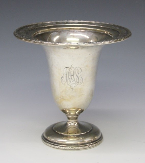 J.E. CALDWELL LOUIS XIV VASE: MARKED ON BASE- #2548 - STERLING 6.85 OZT - WITH MONOGRAM Dimensions: 6"H