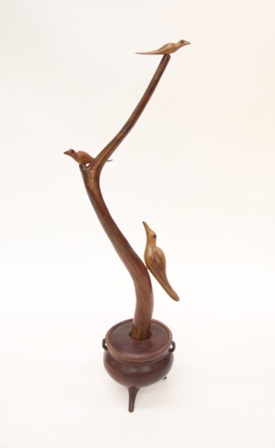 CARVED FOLK ART BIRD SCULPTURE (1 of 3)