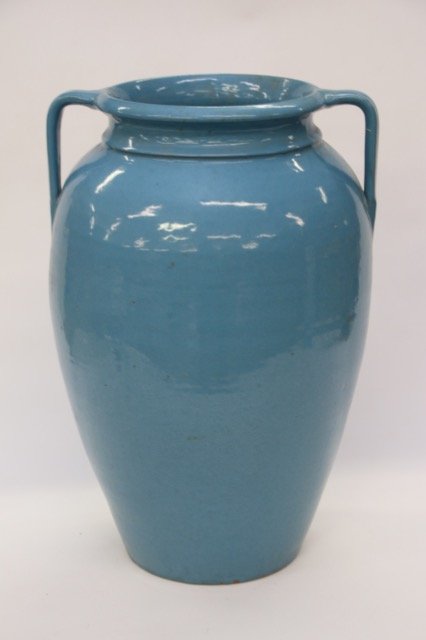 ART POTTERY VESSEL (1 of 4)